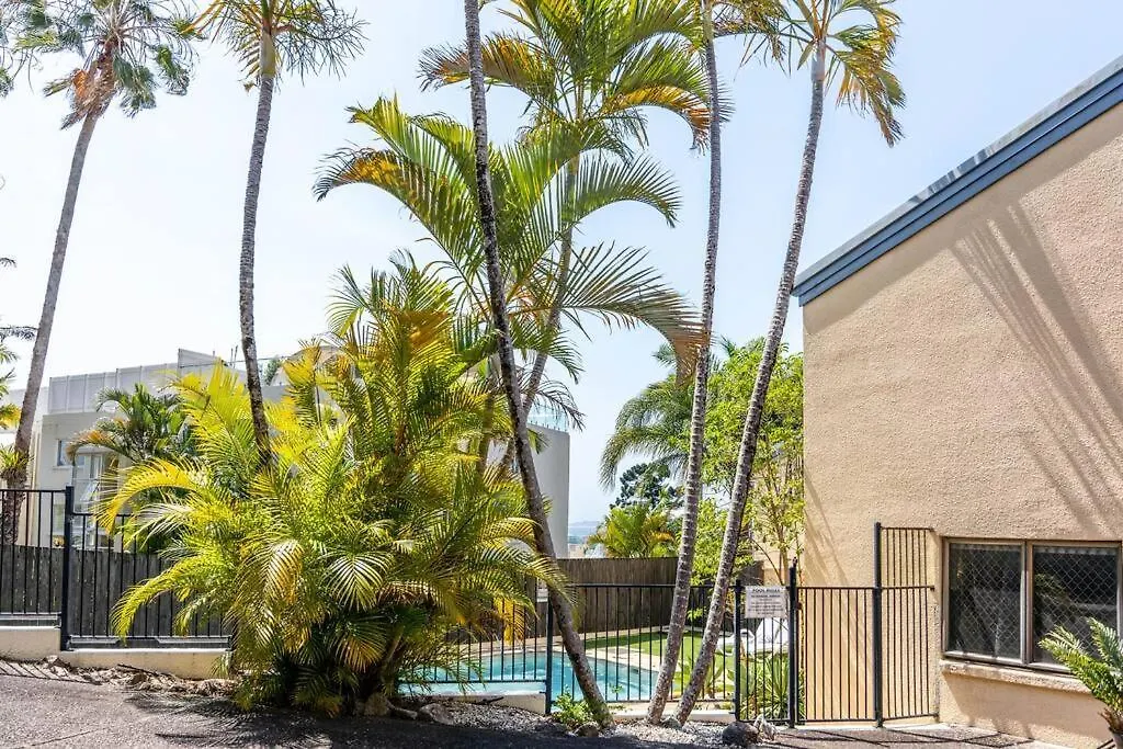Otto Descola - Views, Walk To Hastings St & Beach Noosa Heads Holiday home